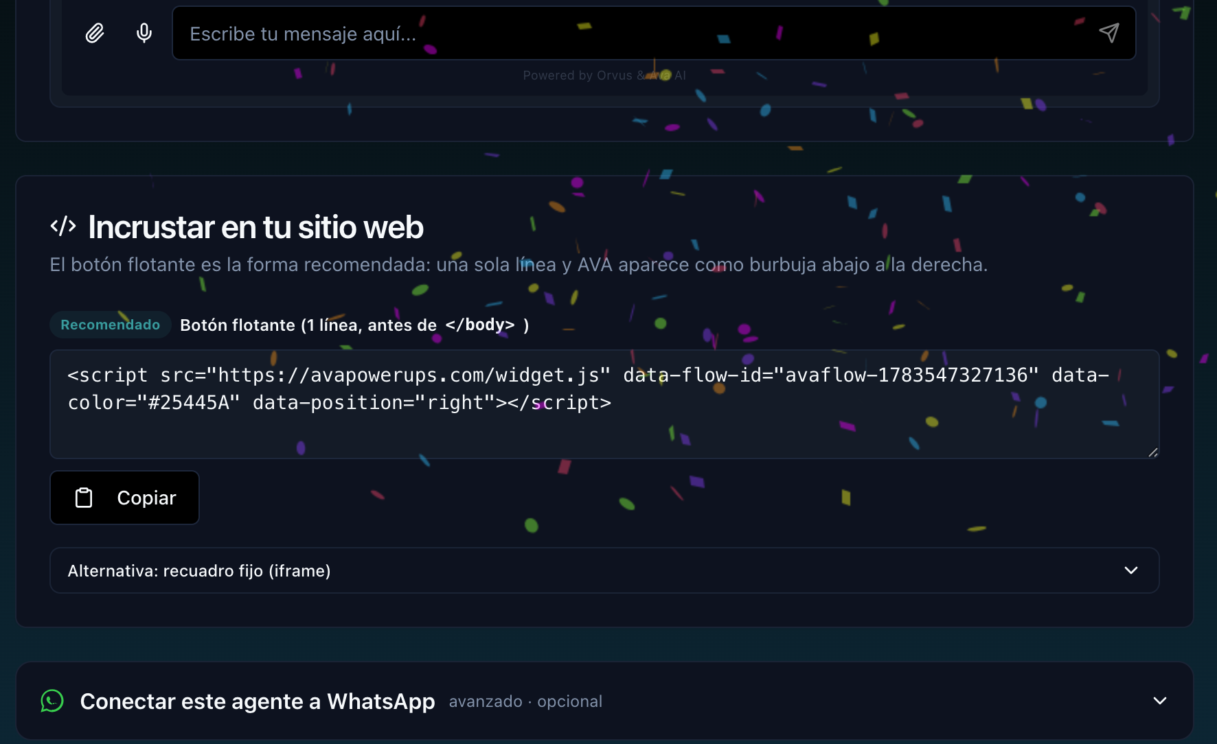 La pantalla de publicar: una línea para incrustar el agente en tu web y la opción de conectarlo a WhatsApp